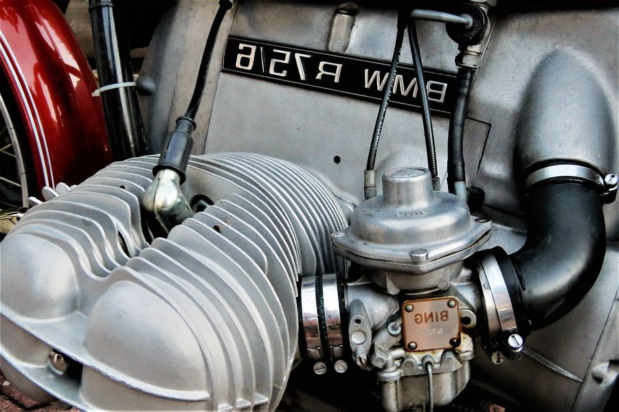 Changer la bougie de sa moto